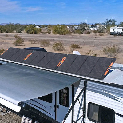 Guter Preis 300W Tragbares Faltbares Solarpanel-Kit mit ETFE-Frontabdeckung und kompakter 812 x 608 mm Faltgröße Online